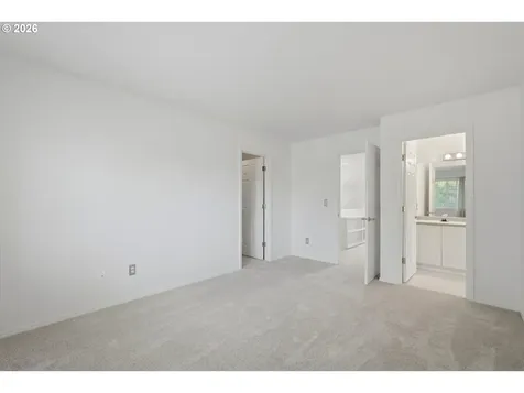 15381 NW Andalusian Way Portland OR 97229