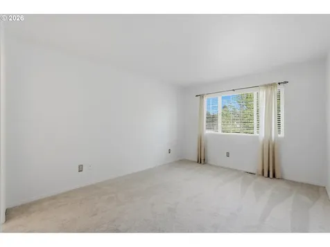 15381 NW Andalusian Way Portland OR 97229