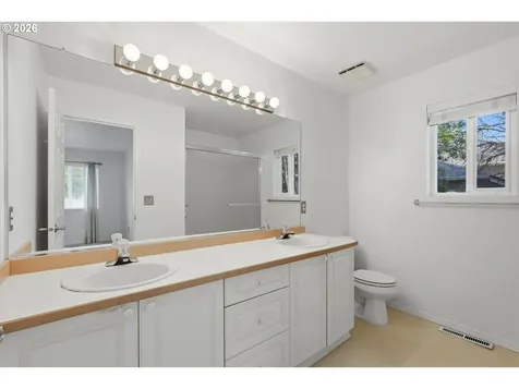 15381 NW Andalusian Way Portland OR 97229