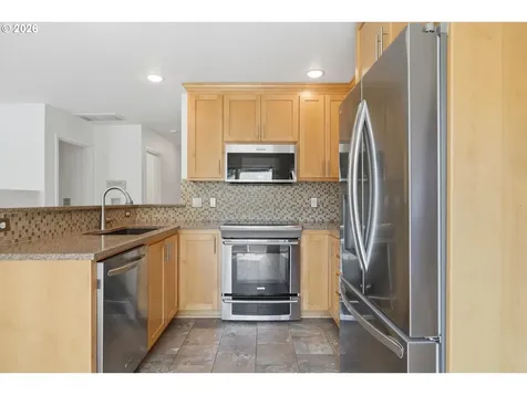 15381 NW Andalusian Way Portland OR 97229