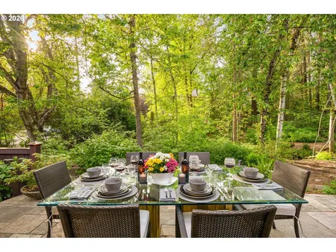 13447 Streamside Court Lake Oswego OR 97035