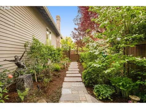 13447 Streamside Court Lake Oswego OR 97035