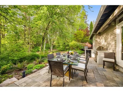 13447 Streamside Court Lake Oswego OR 97035