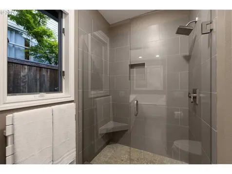 13447 Streamside Court Lake Oswego OR 97035