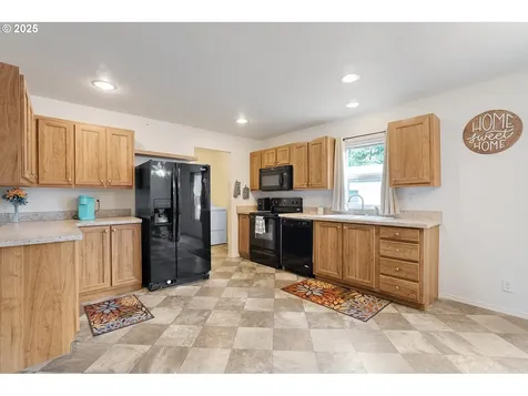 15664 S Fawn View Way Molalla OR 97038