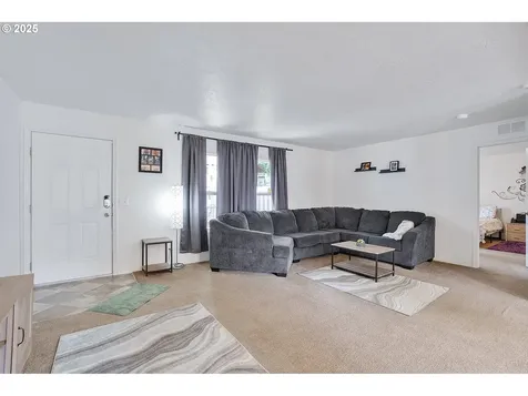 15664 S Fawn View Way Molalla OR 97038