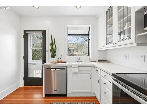 3323 SE 55th Avenue Portland OR 97206