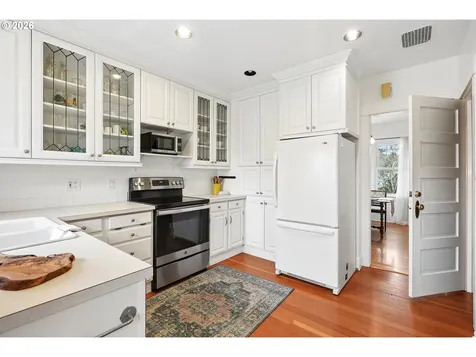 3323 SE 55th Avenue Portland OR 97206