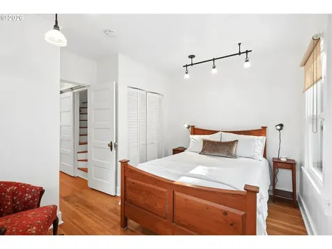 3323 SE 55th Avenue Portland OR 97206