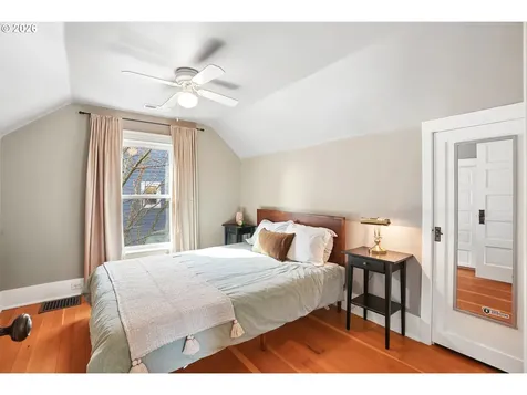 3323 SE 55th Avenue Portland OR 97206
