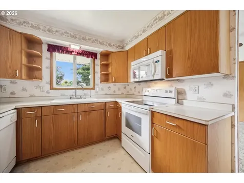 16910 SE Morrison Court Portland OR 97233