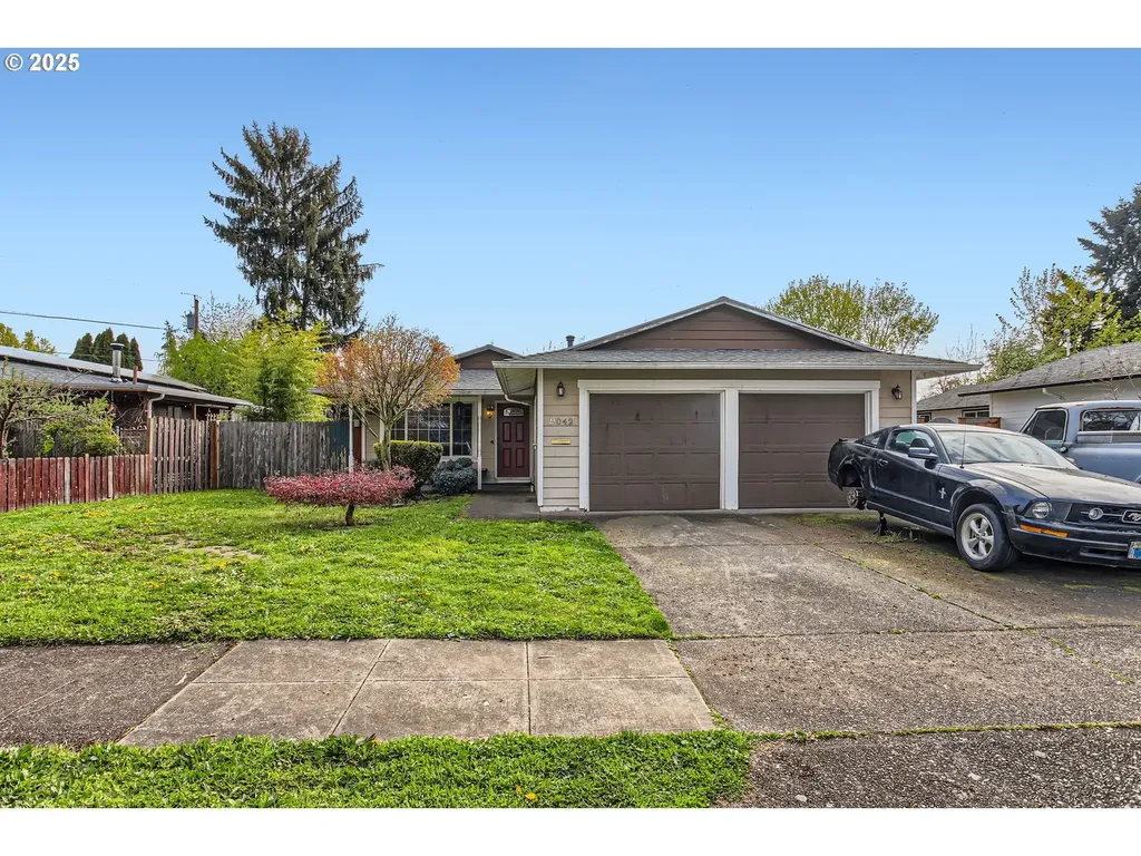 9042 N Chautauqua Place Portland OR 97217