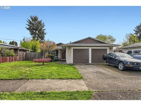 9042 N Chautauqua Place Portland OR 97217