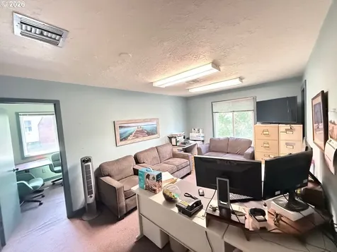 3511 SE Milwaukie Avenue Portland OR 97202
