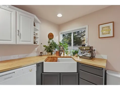 18205 SE 17th Street Vancouver WA 98683