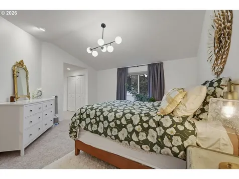 18205 SE 17th Street Vancouver WA 98683