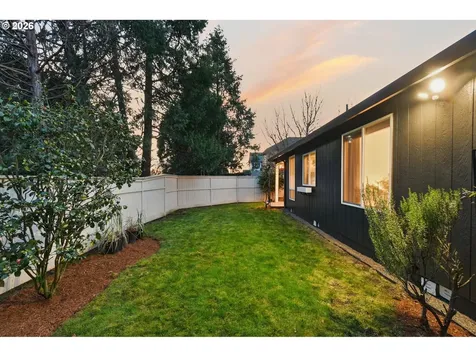 18205 SE 17th Street Vancouver WA 98683