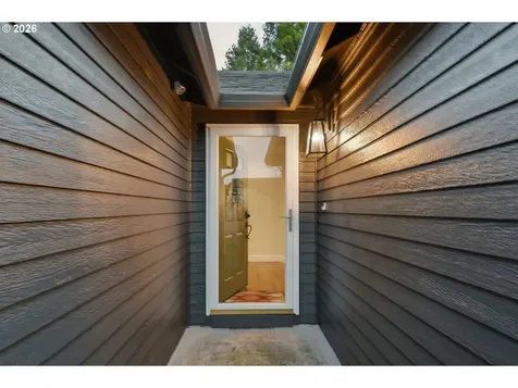 18205 SE 17th Street Vancouver WA 98683