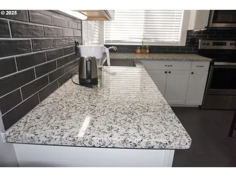 416 17th Avenue Longview WA 98632