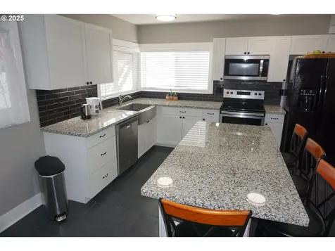 416 17th Avenue Longview WA 98632