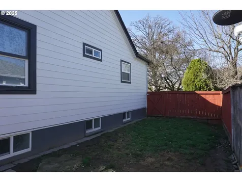 416 17th Avenue Longview WA 98632