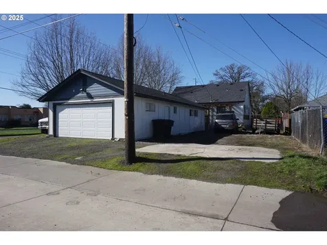 416 17th Avenue Longview WA 98632
