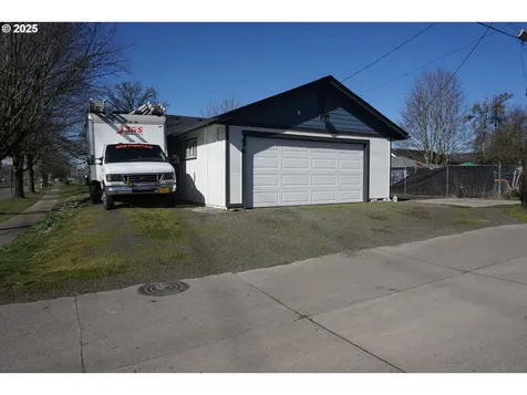 416 17th Avenue Longview WA 98632