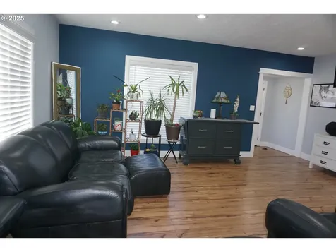 416 17th Avenue Longview WA 98632