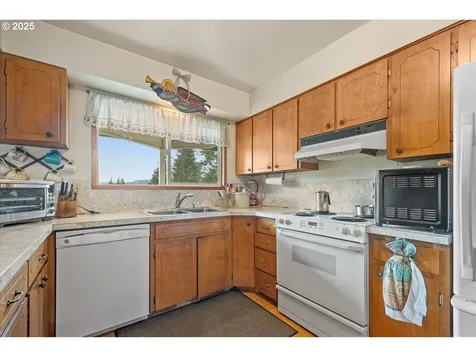 19362 S Henrici Road Oregon City OR 97045