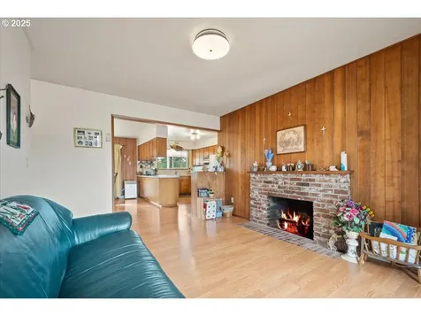 19362 S Henrici Road Oregon City OR 97045