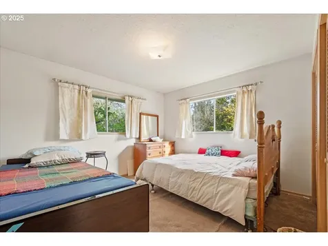 19362 S Henrici Road Oregon City OR 97045