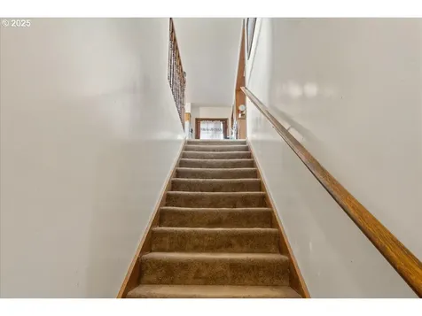 19362 S Henrici Road Oregon City OR 97045