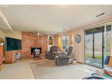 19362 S Henrici Road Oregon City OR 97045