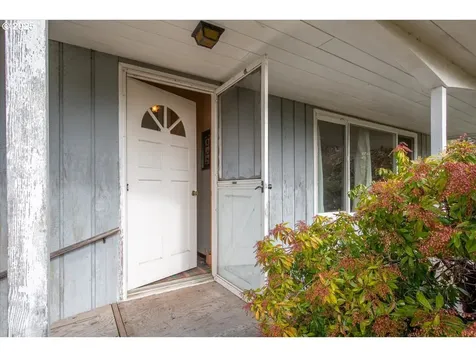 19362 S Henrici Road Oregon City OR 97045