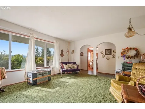 19362 S Henrici Road Oregon City OR 97045