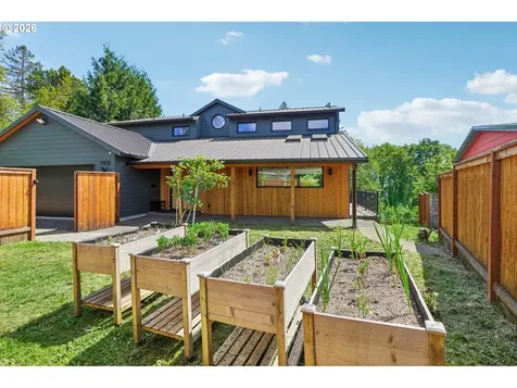 3905 N Overlook Terrace Portland OR 97227
