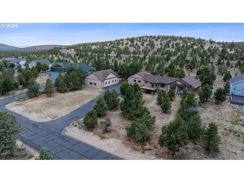 2263 SE Landings Way Prineville OR 97754