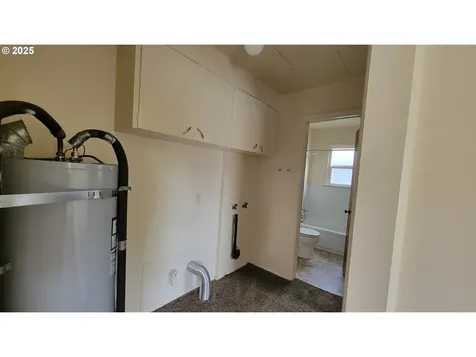 407 NE Waite Street Myrtle Creek OR 97457