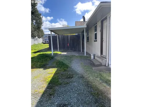 407 NE Waite Street Myrtle Creek OR 97457
