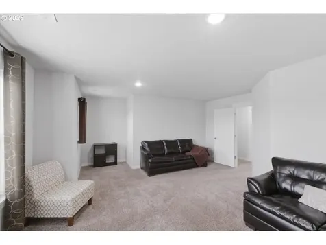 6316 NE Planter Street Albany OR 97321