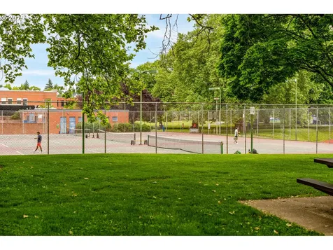2815 NE 35th Avenue Portland OR 97212