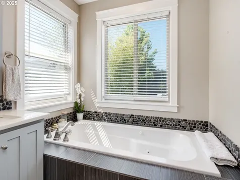 17010 NE 78th Way Vancouver WA 98682