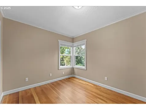 239 Rock Street Silverton OR 97381