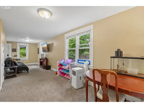 216 SE Township Road Canby OR 97013