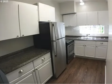 2536 NE Hoyt Street Portland OR 97232