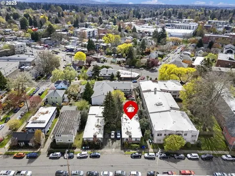 2536 NE Hoyt Street Portland OR 97232