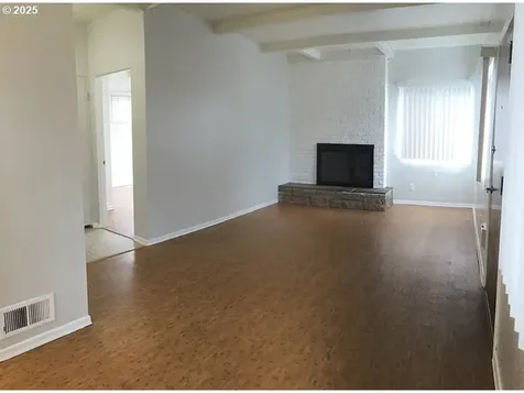 2536 NE Hoyt Street Portland OR 97232
