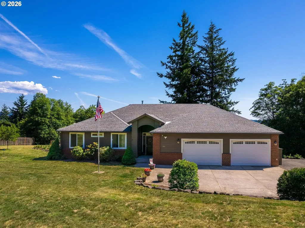 201 Robson Road Washougal WA 98671