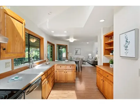 115 Willow Street Silverton OR 97381