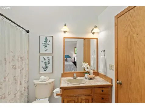 115 Willow Street Silverton OR 97381